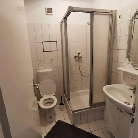 Aparts - Neue Monteurwohnungen In - Free Wifi & Parking - Ruhige Lage Naehe Schweriner Apartment