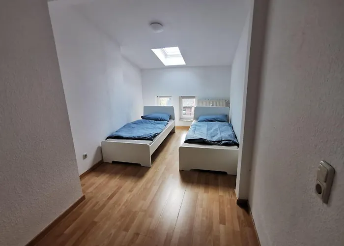 Aparts - Neue Monteurwohnungen In - Free Wifi & Parking - Ruhige Lage Naehe Schweriner *