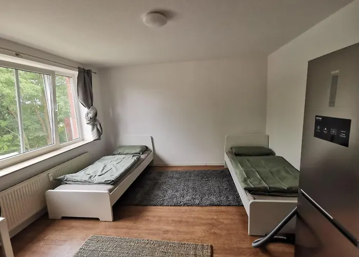 Aparts - Neue Monteurwohnungen In - Free Wifi & Parking - Ruhige Lage Naehe Schweriner * Schwerin